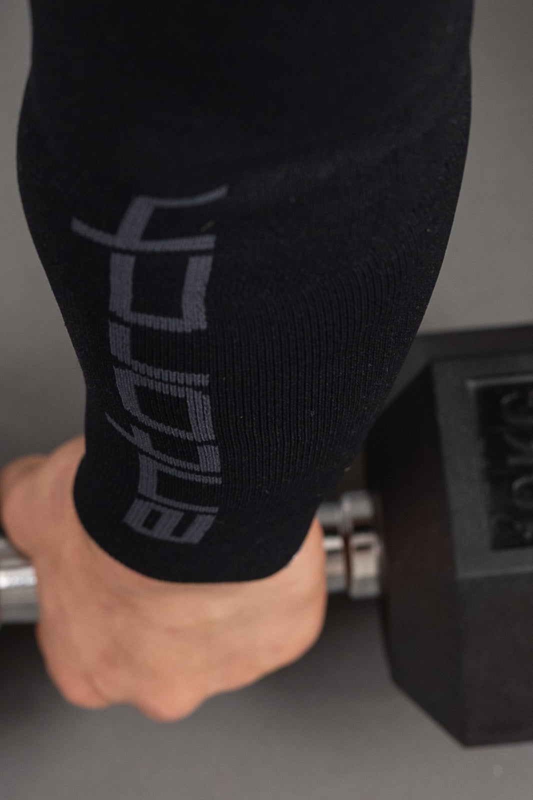High-Performance Sleeve Arm